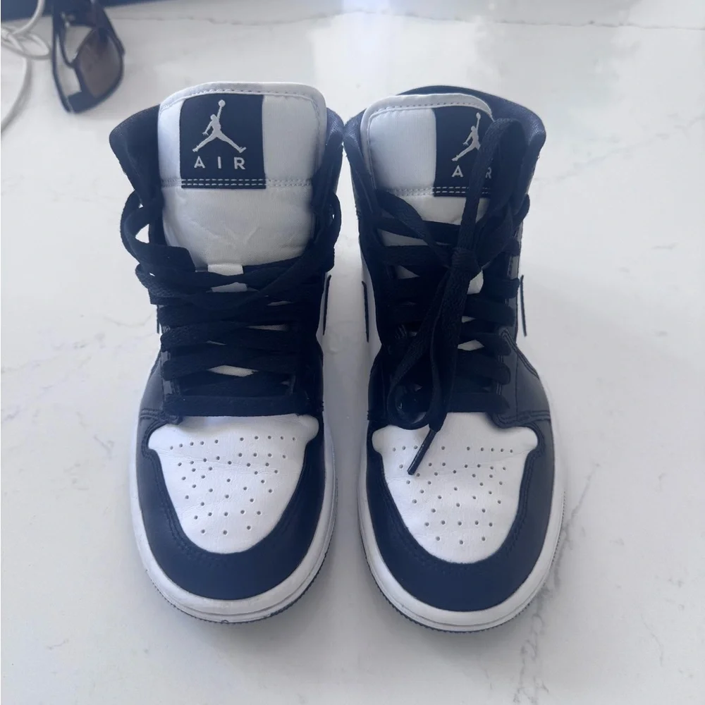 Jordan Black and White Sneakers - Picture 2 of 4